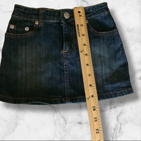 Tractor Girls Size 5 Faded Denim Blue Skirt With Front & Back Pockets - Picture 7 of 9